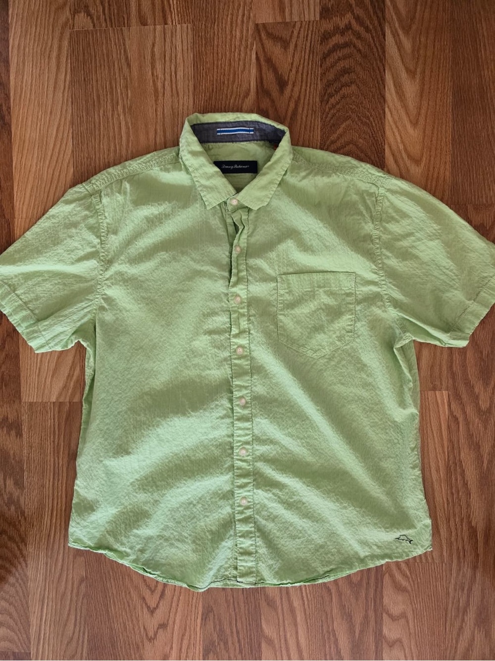 Tommy Bahama short Sleeve bottom Up shirt